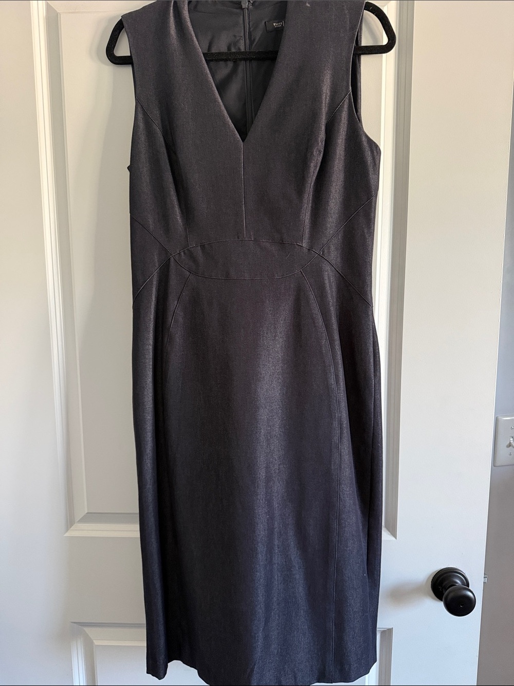 Sleeveless V-Neck Midi Sheath Dress in Charcoal